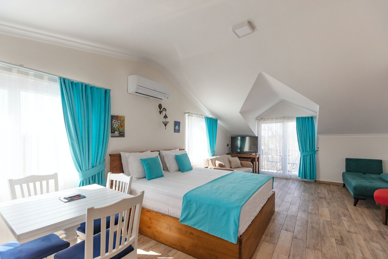 Room 2, Infinity Lilly Apartments, Fethiye