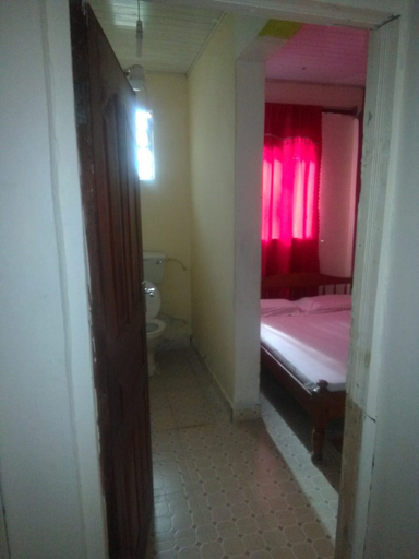 Bedroom 3, Eddys Resort, Ugunja