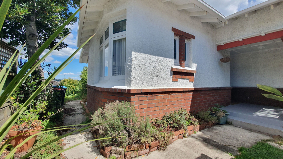 Exterior & Views 2, Bright and Modern Oasis in Kingsland, Waitakere