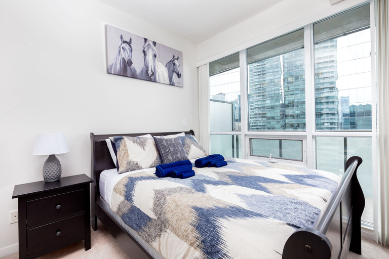 Bedroom 3, TopLine Suites - Ice Condos, Toronto