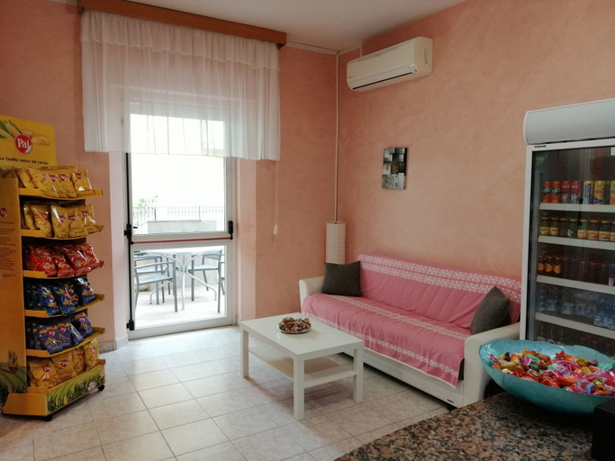 Others, Hotel Alba, Rimini