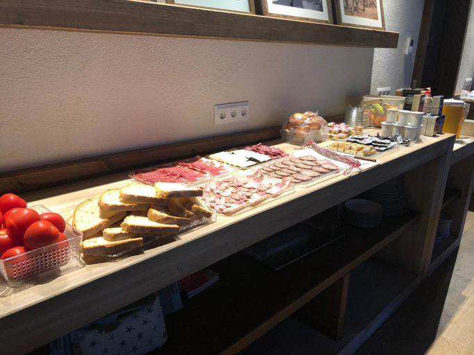 Food & Drinks 3, Hostal El Quintà, Girona