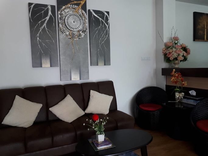 Others 5, Tamarind Place, Muang Phetchabun