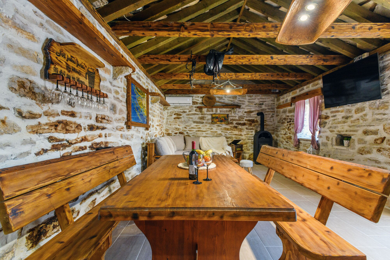 Food & Drinks, Ranch Wild North, Benkovac
