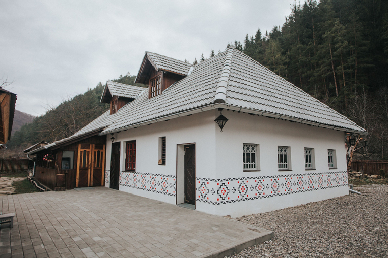 Exterior & Views 2, Gospodaria Lui Nea Ion, Vama Buzaului