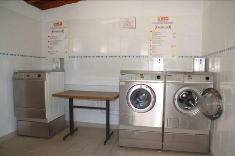 Bathroom 3, Selection Camping, Var