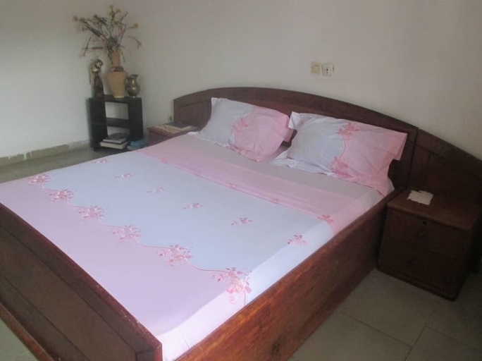 Bedroom 3, Dave's Home, Océan