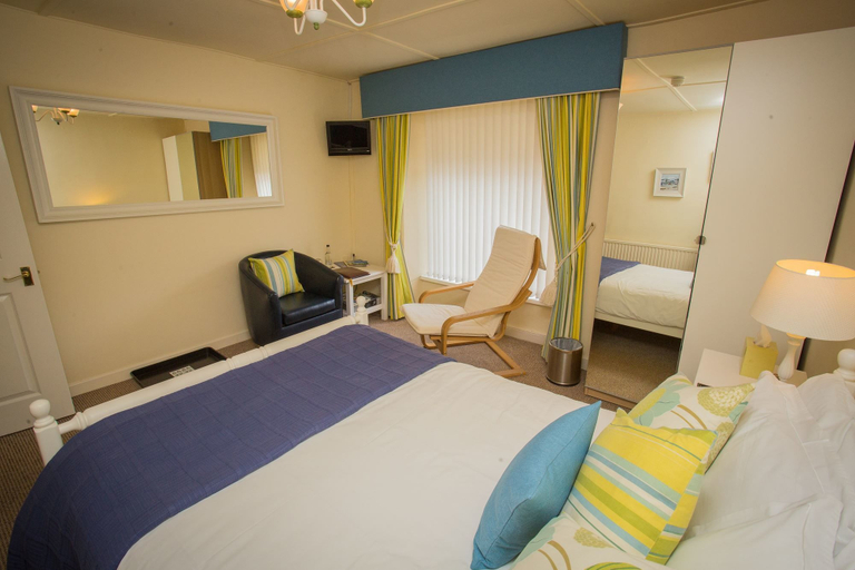 Bedroom 2, The Rock, Caerphilly