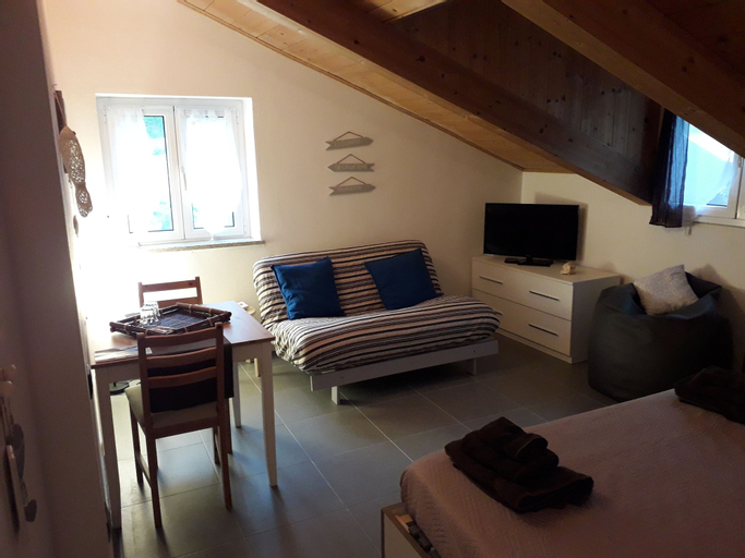 Bedroom 5, Cà di Bianca, Genova