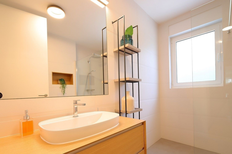 Bathroom 4, Designed Apartment with Swimming Pool, Opatija/Veprinac