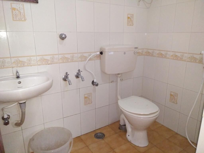 Bathroom, Jayam Residency, Chennai