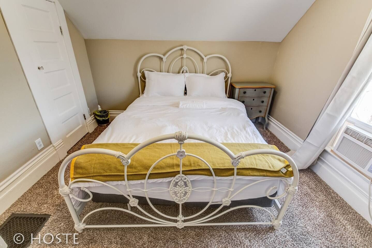 Bedroom 3, 3 BR Beautifully Restored 1890`s Homedowntown, El Paso