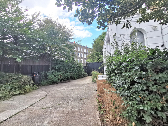 Others 5, Spacious 2 bed flat in Camden, London
