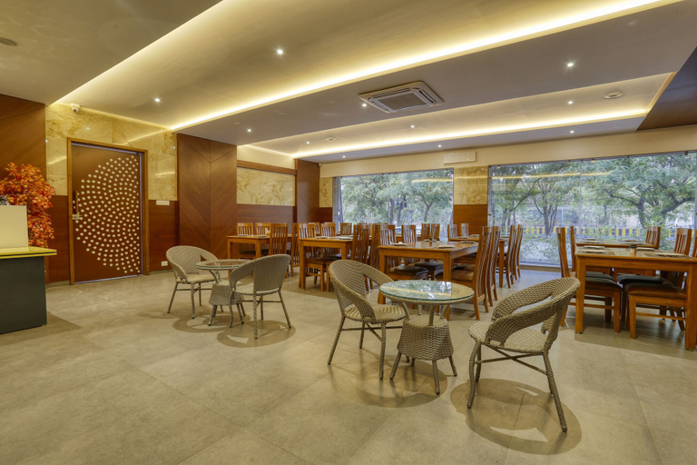 Food & Drinks 5, Hotel Aston, Indore