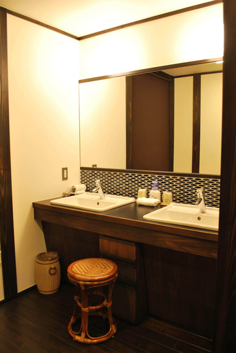 Bathroom 4, Yamakikan, Naganohara