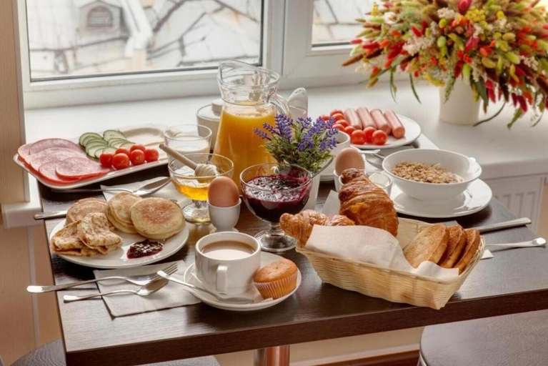 Food & Drinks, Solo Prima, Sankt-Peterburg gorsovet