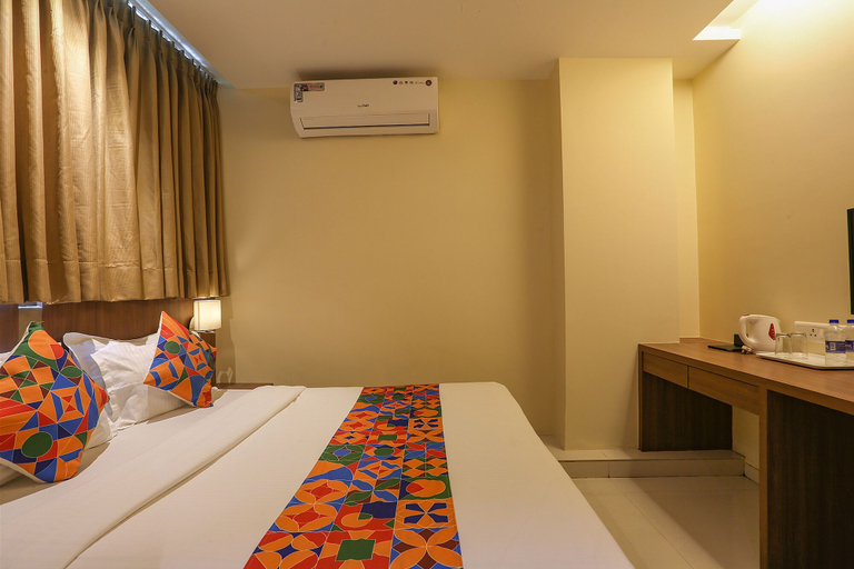 Bedroom 2, Fabhotel Royal International, Mumbai Suburban
