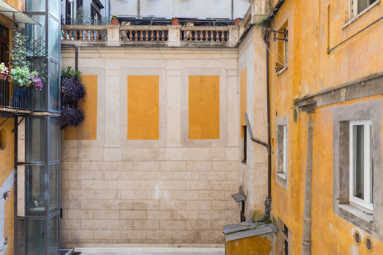 Exterior & Views 2, A World Aparts - Torre Argentina Apartments, Rome