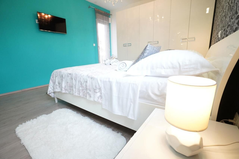 Bedroom 2, Villa Daniela, Blaca