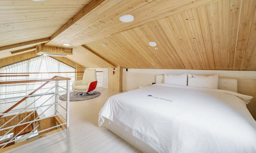 Bedroom 3, Yeosu Sunset Hostel and Pension, Yeosu