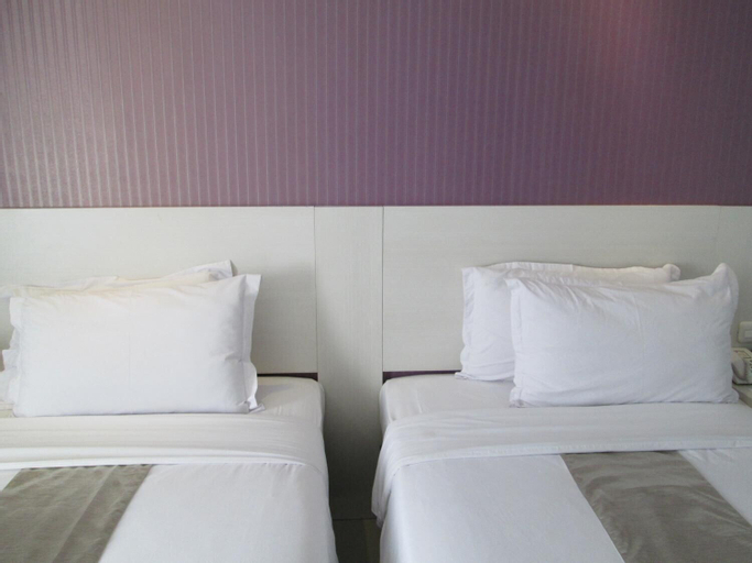 Bedroom 23