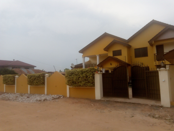 Exterior & Views 2, Bezt Executive Guesthouse, Accra