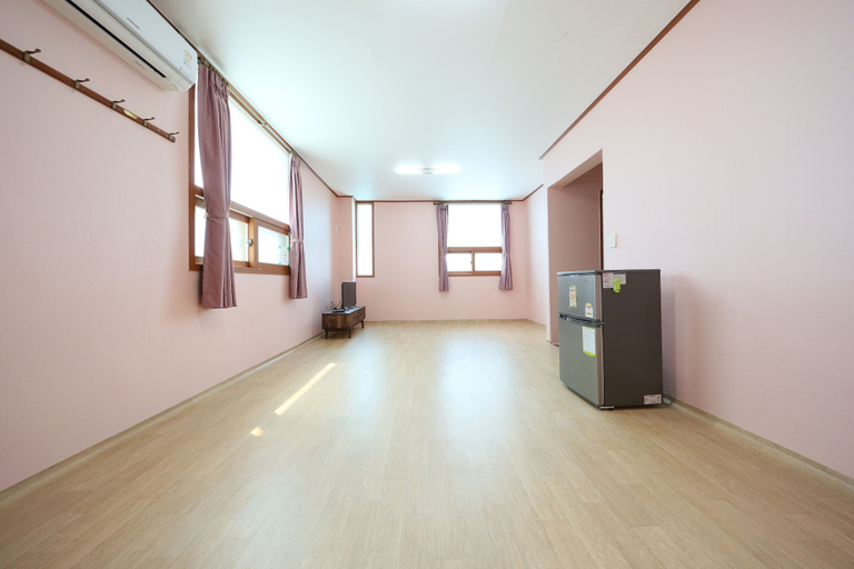 Others 4, Daecheon Garim Pension, Boryeong