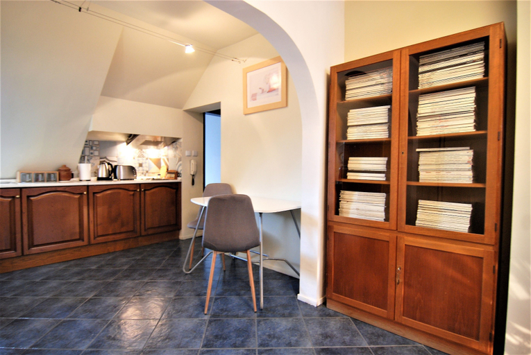 Others 4, Baratero At Home Apartments, Stolichna