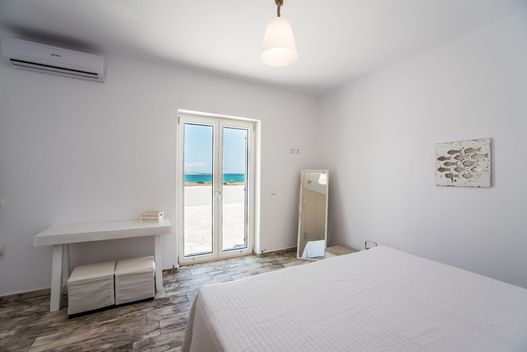 Bedroom 4, Island Wedding Paradise Villas by VillaRentalsgr, South Aegean