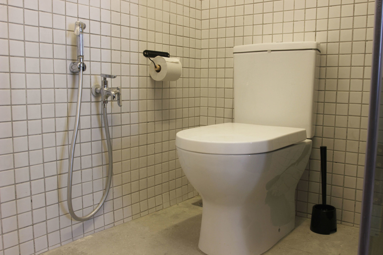 Bathroom 4, Owl Homestay, Kuala Lumpur