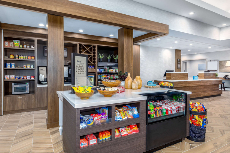 Food & Drinks 5, Hilton Garden Inn Albuquerque / Journal Center, Bernalillo