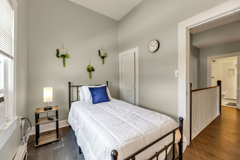 Bedroom 4, Modern Apartments near Downtown Greensboro, Guilford