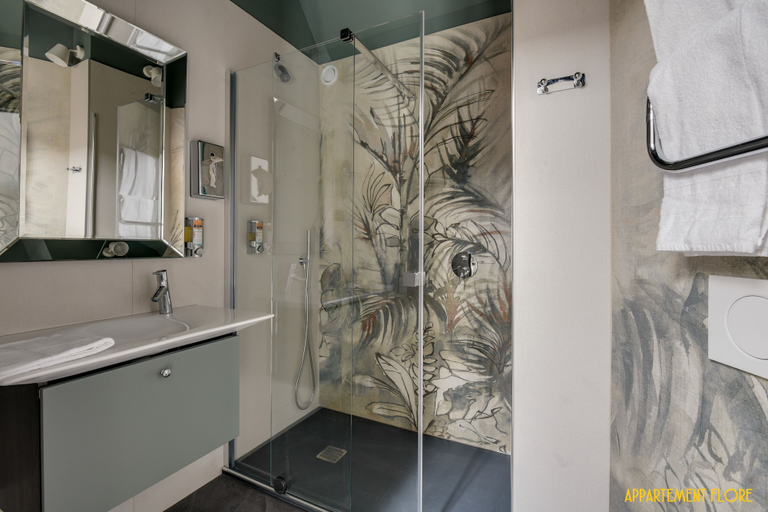 Bathroom 4, Villa Erizio - Bordeaux Centre, Gironde