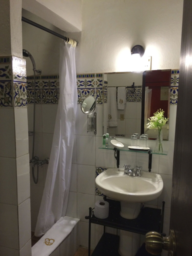 Bathroom 3, El Beaterio, Distrito Nacional