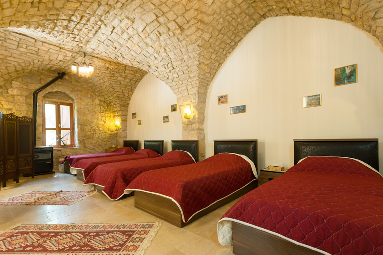 Bedroom 3, Boustany Guest House - Hostel, Chouf