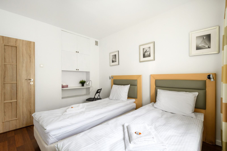 Bedroom 5, 404 Rooms Zamiany Ursynow - Hostel, Warsaw