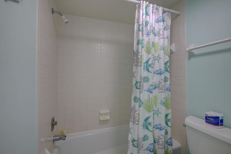 Bathroom 4, Anna Maria Island Beach Palms 7A, Manatee