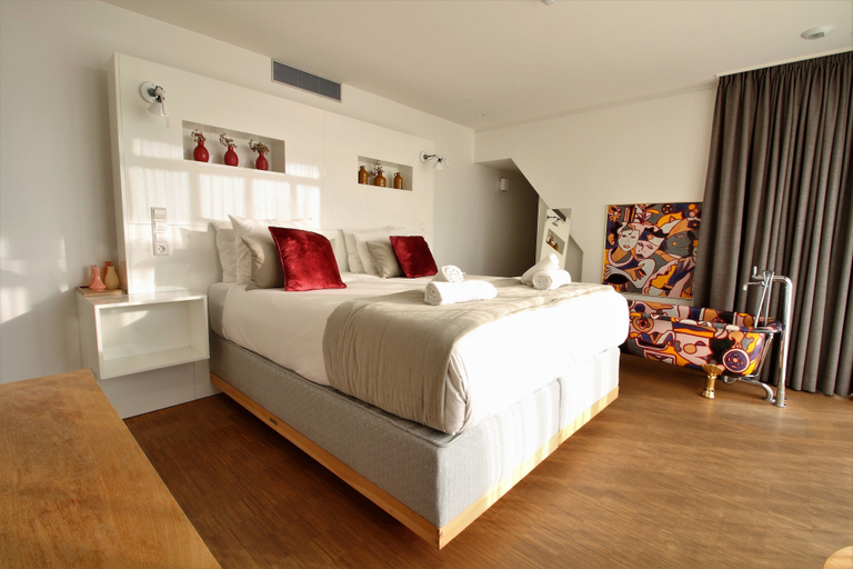 Bedroom 4, The Bank Hotel, Amsterdam
