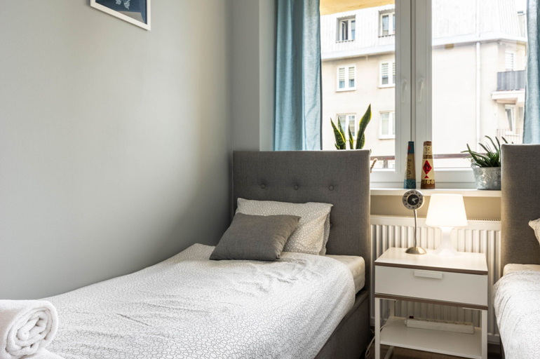 Bedroom 3, Warsaw Concierge Silver Apartment, Warsaw