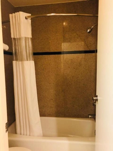 Bathroom 3, Bayshore Inn, Santa Clara