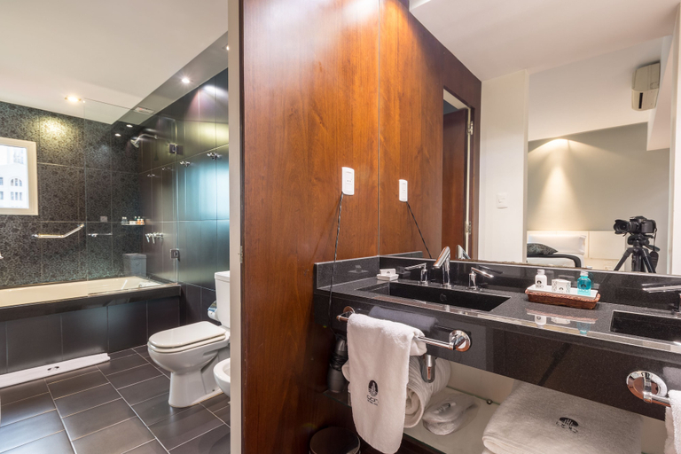 Bathroom 4, Don Boutique Hotel Montevideo, Montevideo