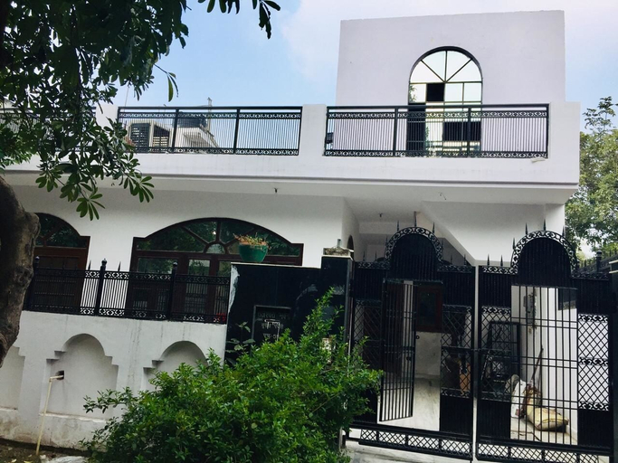Exterior & Views, Rooming House, Gautam Buddha Nagar