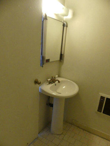 Bathroom 4, Wilshire Orange Hotel, Los Angeles