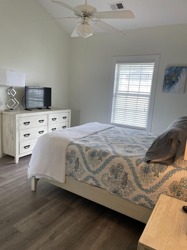 Bedroom 2, Magnolia Place by Palmetto Vacations, Horry