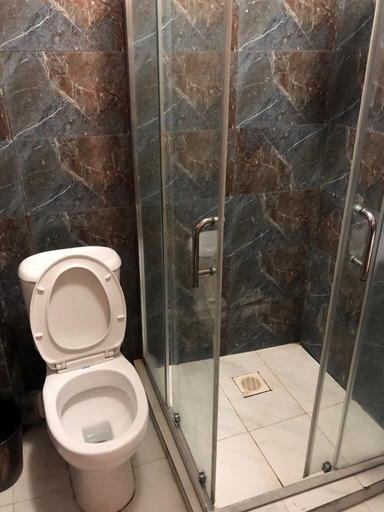 Bathroom 3, Raf' Rafreel Hotel, Kajiado North
