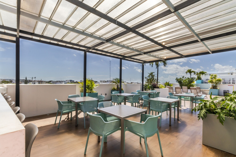 Food & Drinks, The Gallery by Riviera Rentals, Cozumel