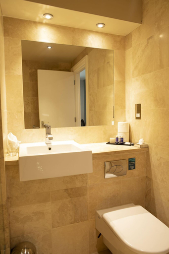 Bathroom 5, The Malvern - (Adults Only), Worcestershire