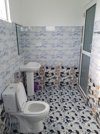 Bathroom 4, JEYs Place, Kuchchaveli
