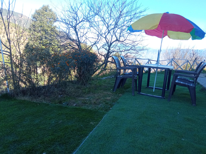 Public Area 2, In Apple Estate Kanatal, Tehri Garhwal