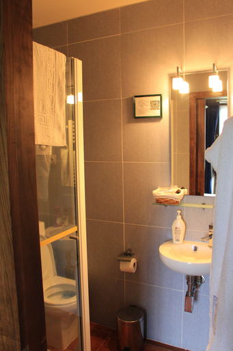 Bathroom 3, Quinta Do Pomarinho, Arouca
